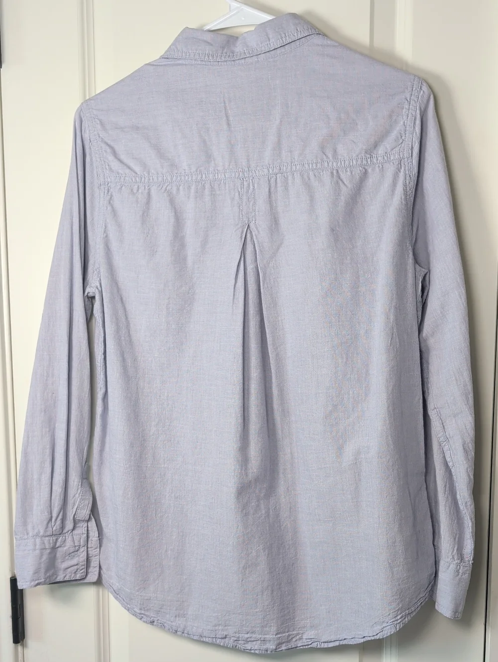 Lola Rivers New York Light Blue Button-Up Shirt - Picture 11 of 11